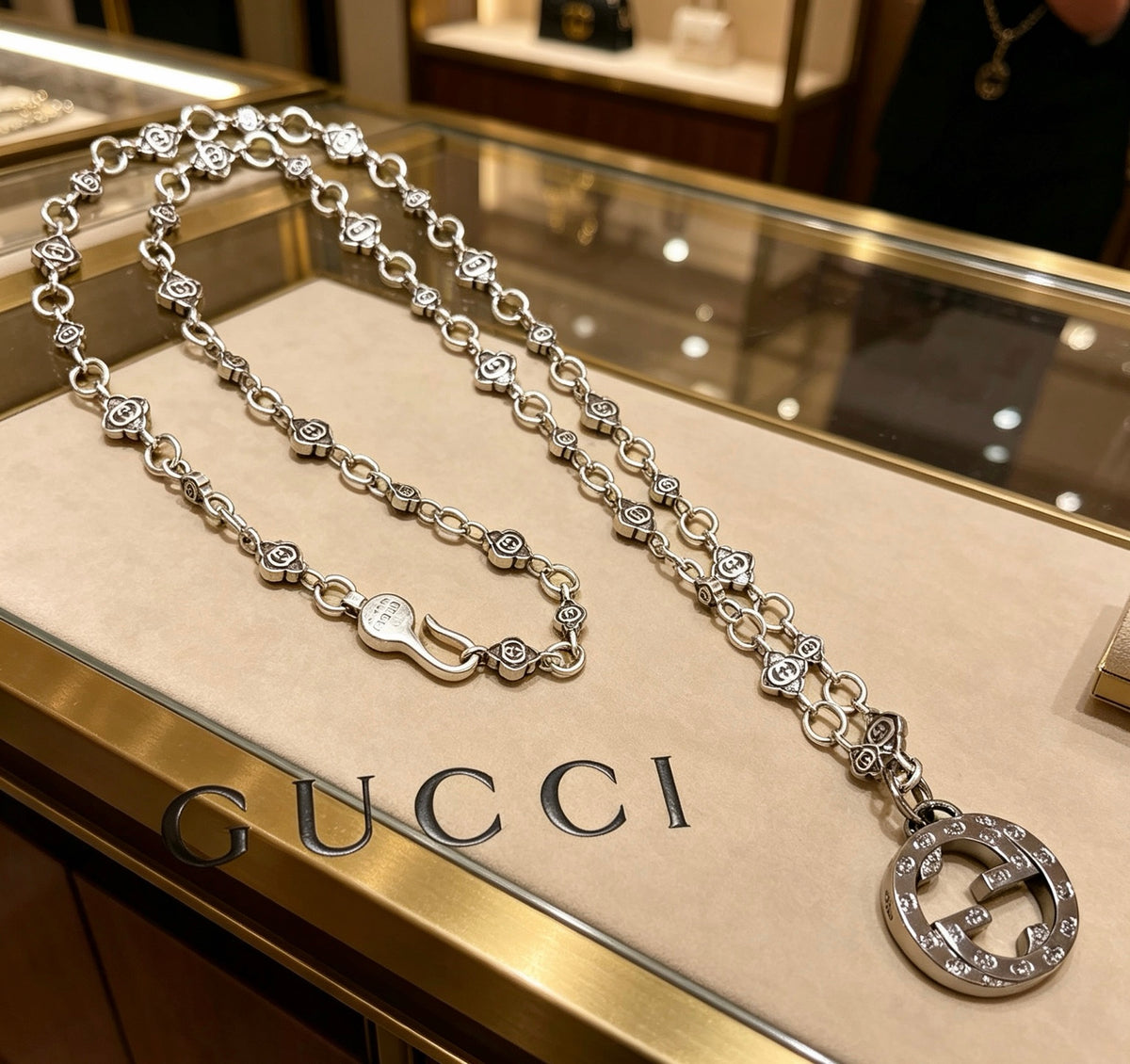 Gucci Anger Forest Interlocking G Antique Silver-Tone Silver-Tone Antiqued Chain Necklace - album image 1