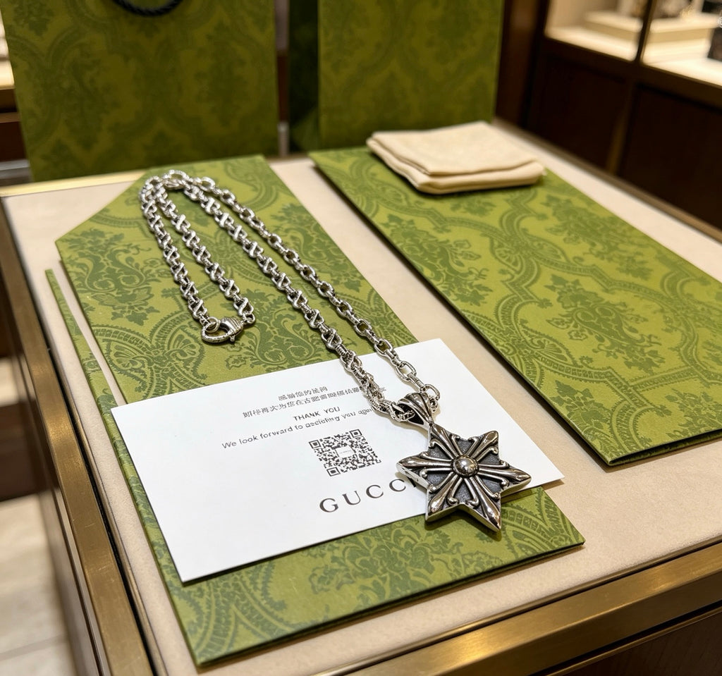 Gucci Anger Forest Interlocking G Mask Antiqued Chain Necklace - album image 4
