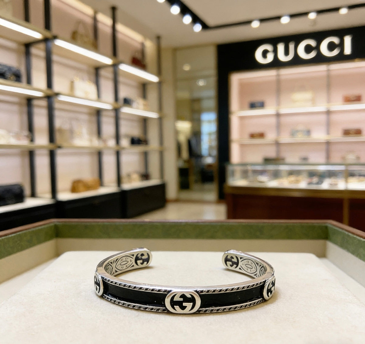 Gucci Anger Forest Interlocking G Antiqued Bangle - album image 4