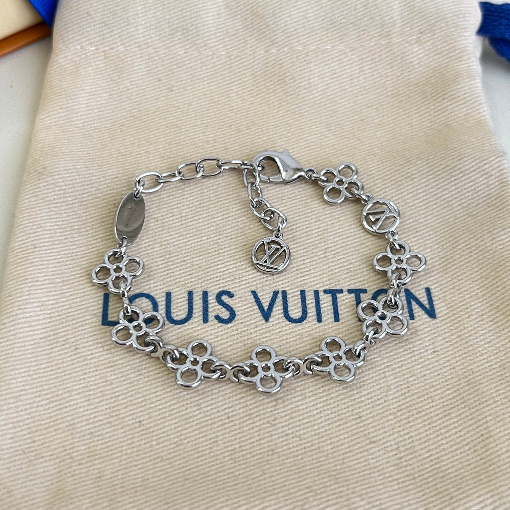 Louis Vuitton Silver-Tone Round-End Open Bangle - album image 5