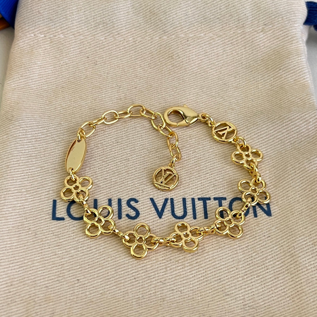 Louis Vuitton Gold-Tone Round-End Open Bangle - album image 5