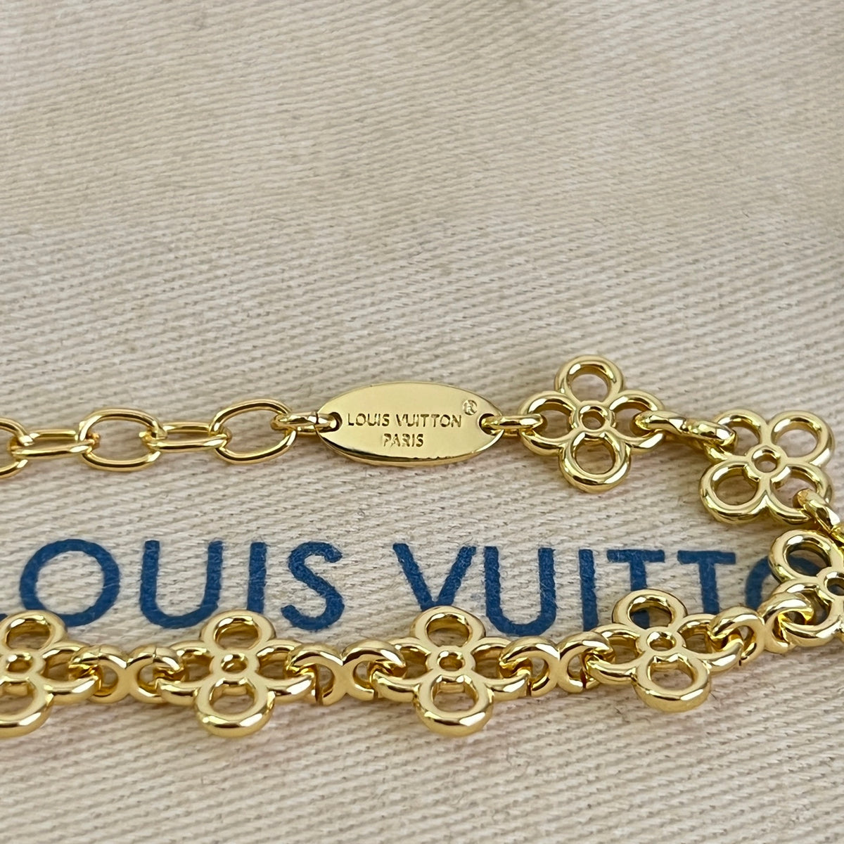 Louis Vuitton Gold-Tone Round-End Open Bangle - album image 6