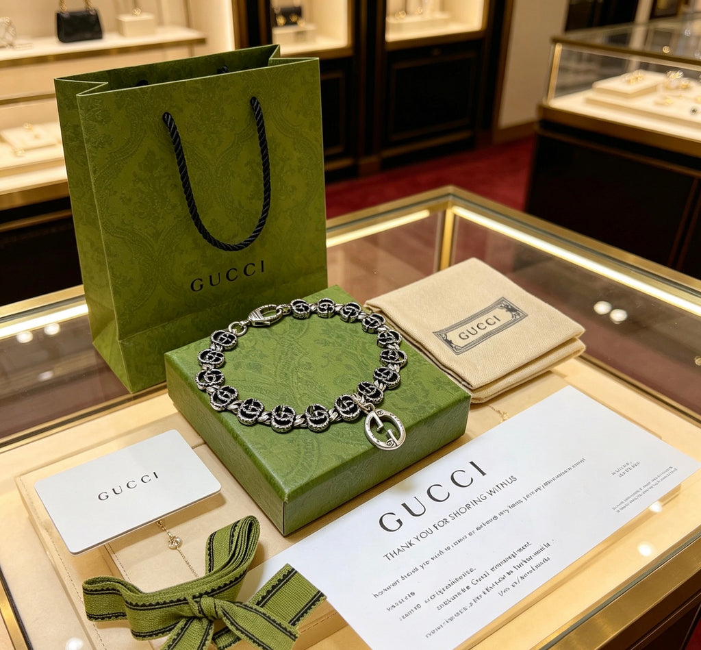 Gucci Silver-Tone G Medallion Link Bracelet with Circular Charm - album image 7