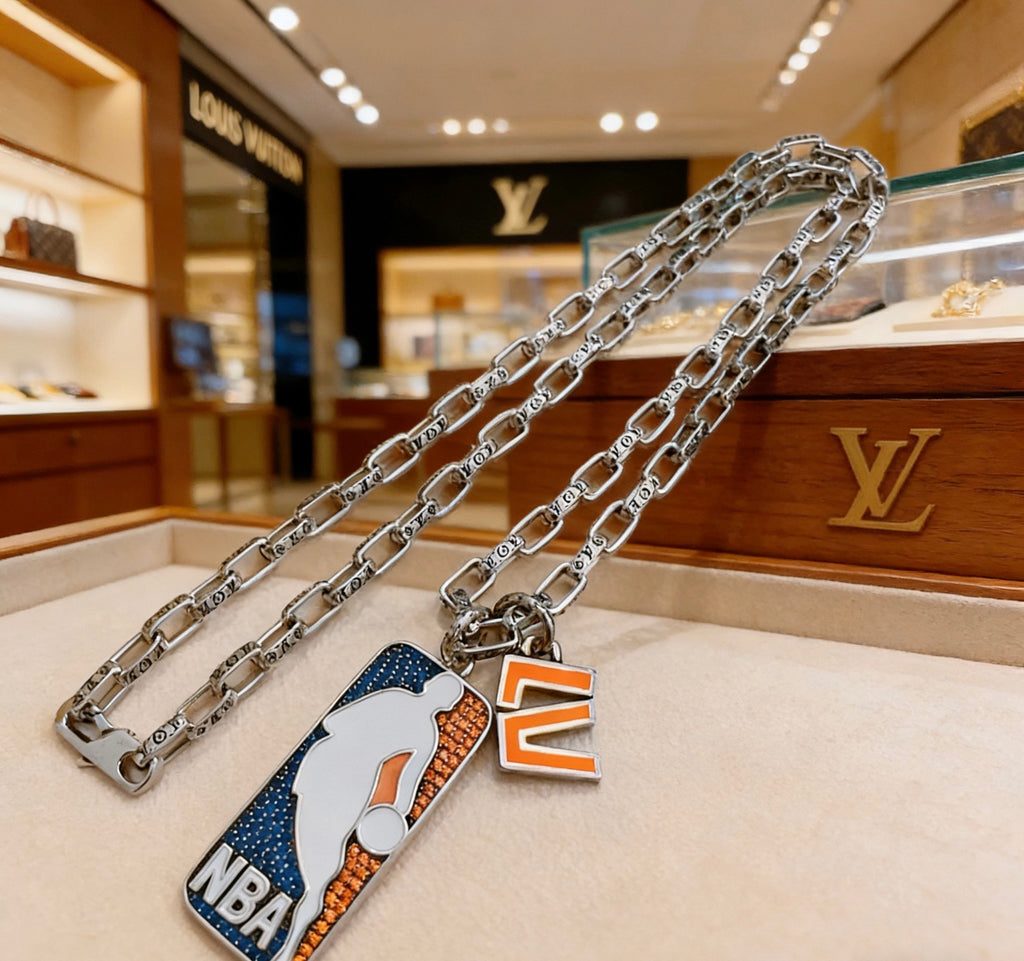 Louis Vuitton Silver-Tone Antiqued Chain Necklace - album image 5