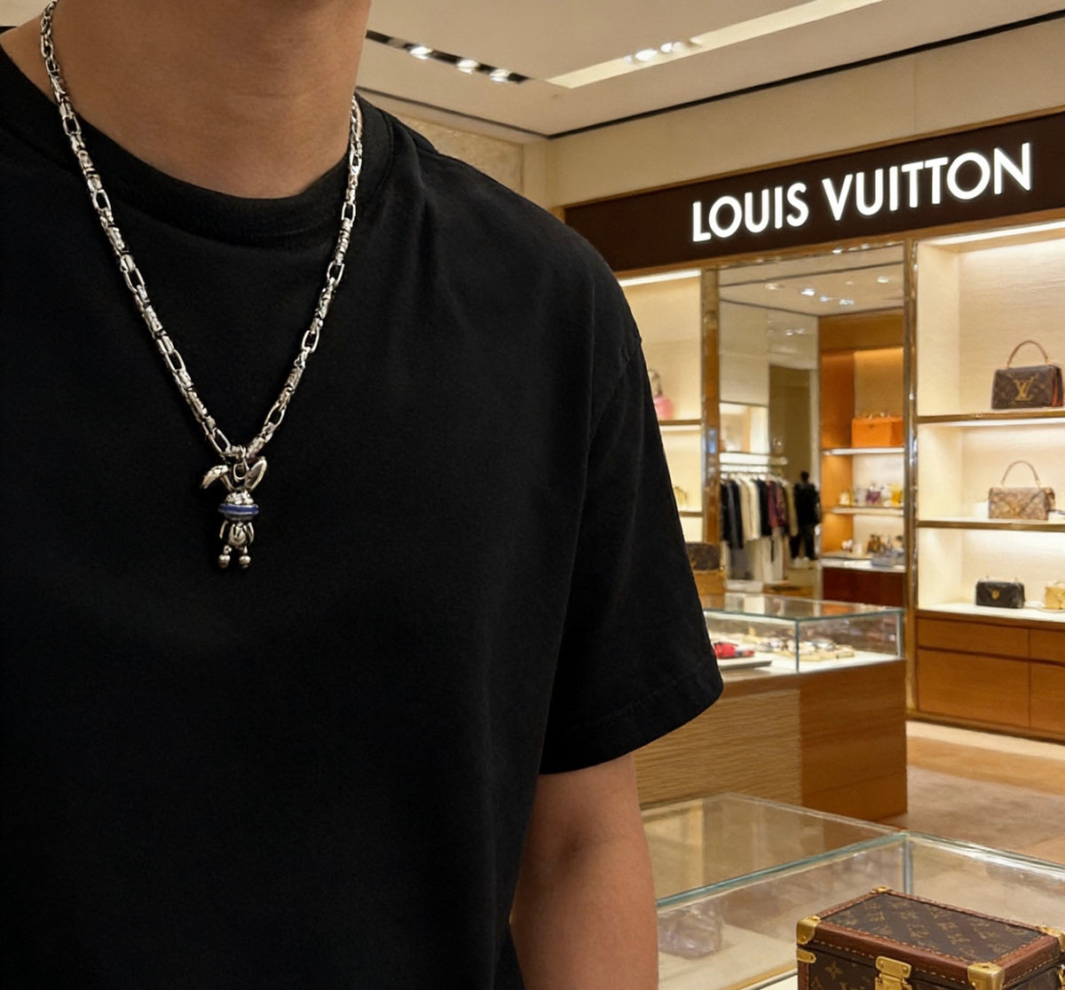 Louis Vuitton Silver-Tone Antiqued Chain Necklace - album image 7