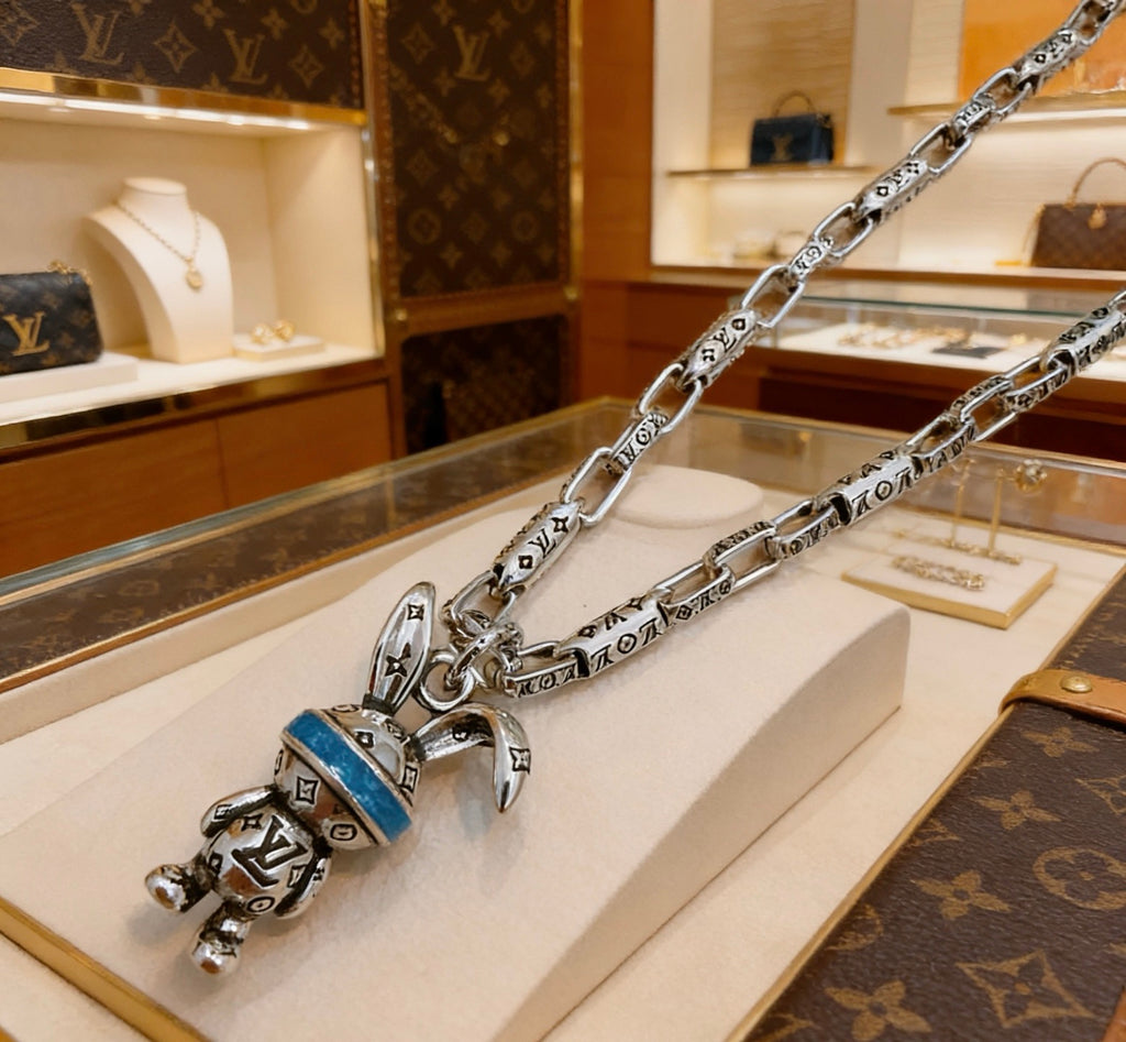 Louis Vuitton Silver-Tone Antiqued Chain Necklace - album image 4
