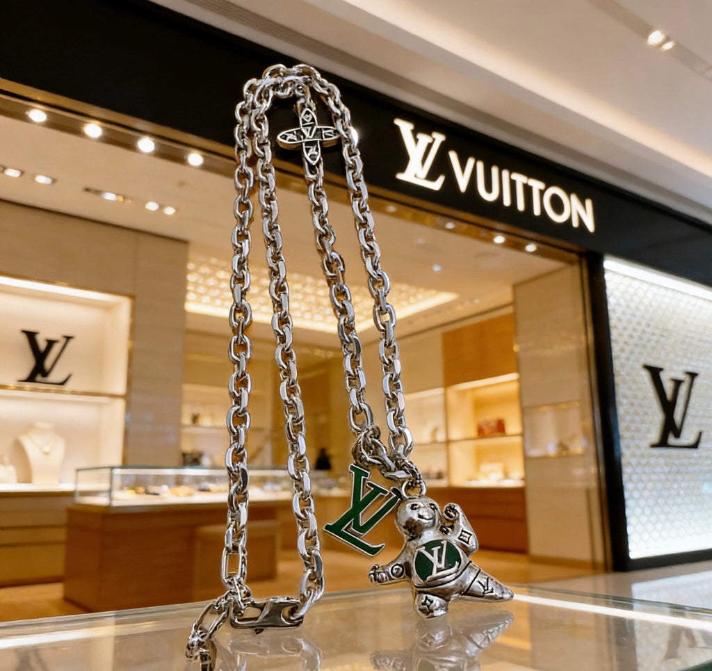 Louis Vuitton Silver-Tone Antiqued Chain Necklace - album image 6