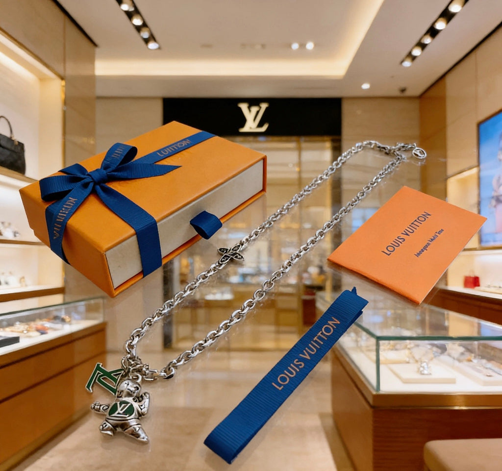 Louis Vuitton Silver-Tone Antiqued Chain Necklace - album image 9