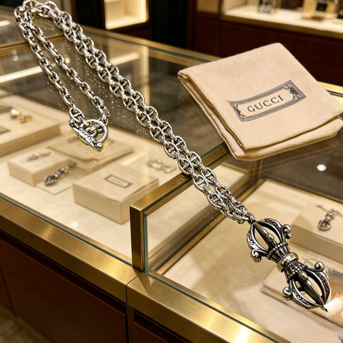 Gucci Anger Forest Interlocking G Antiqued Chain Necklace - album image 2
