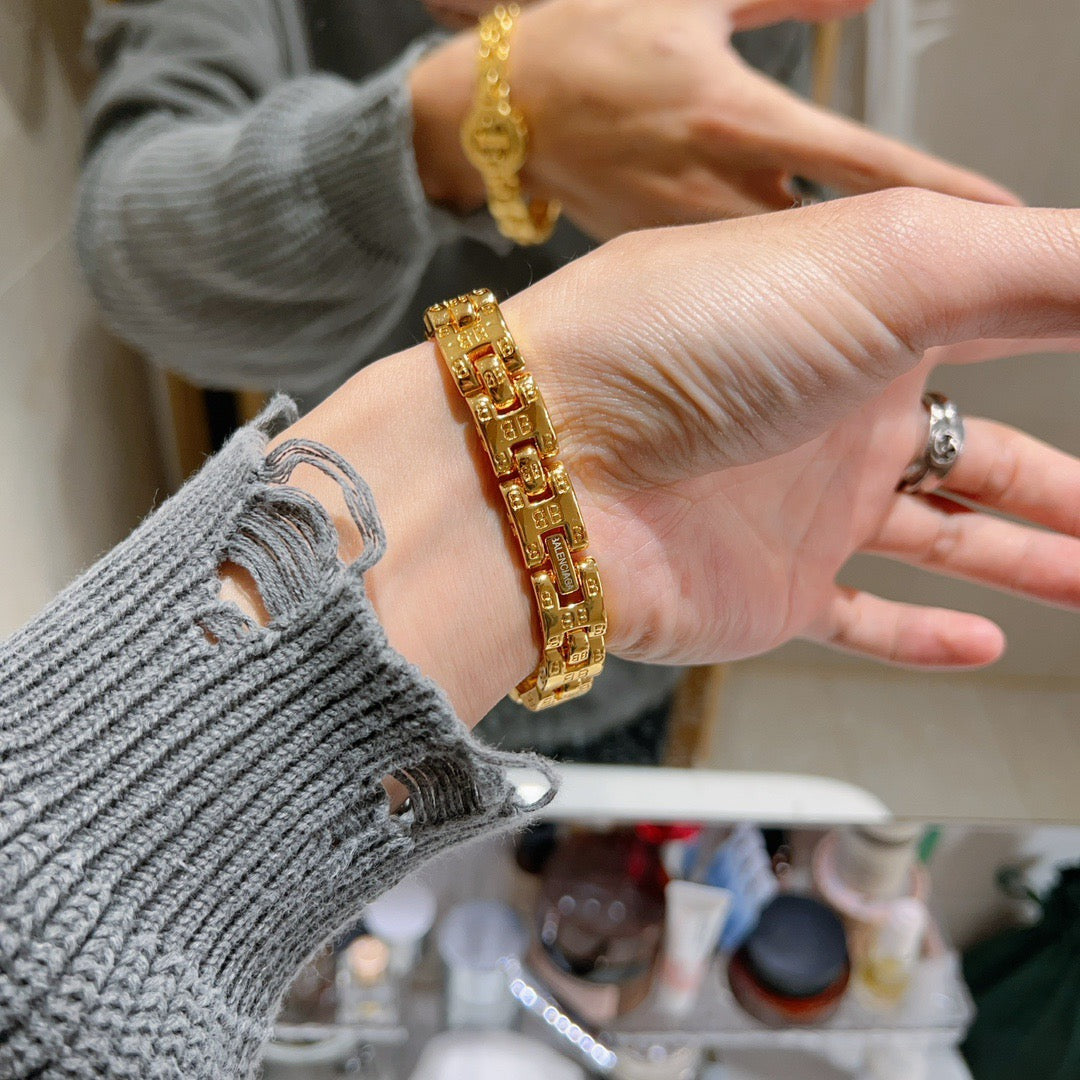 Balenciaga Gold-Tone Round BB Chain Bracelet - album image 7