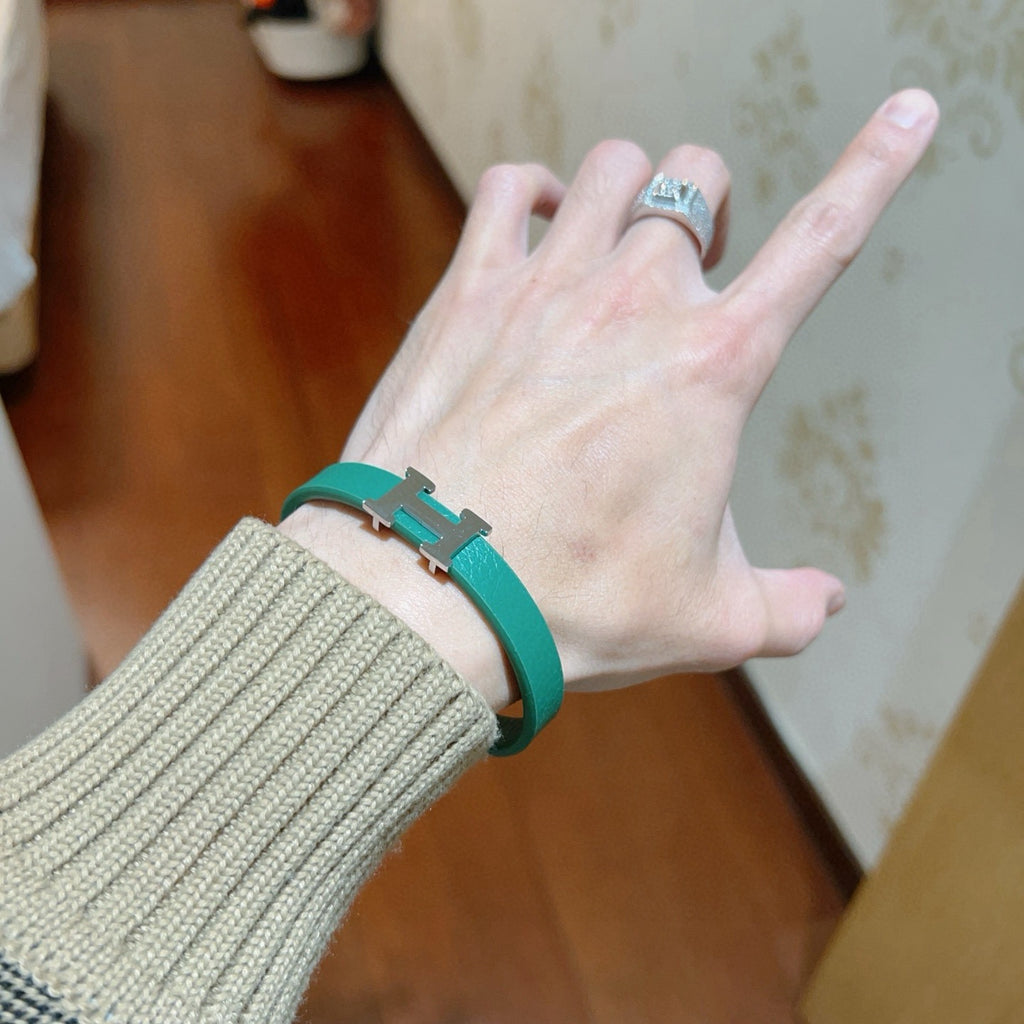 Hermès Teal Leather H Bracelet - album image 7