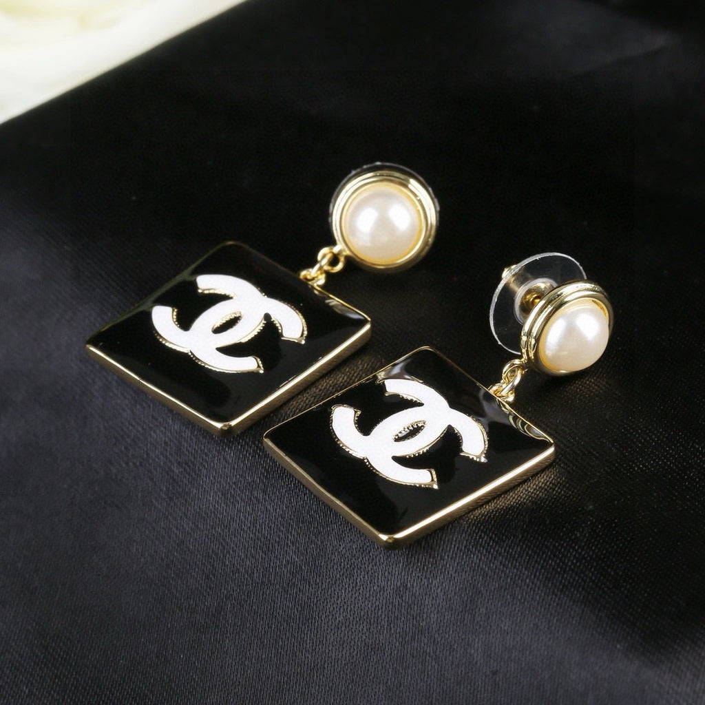 Chanel Black Square CC and Pearl Drop Earrings - album image 5