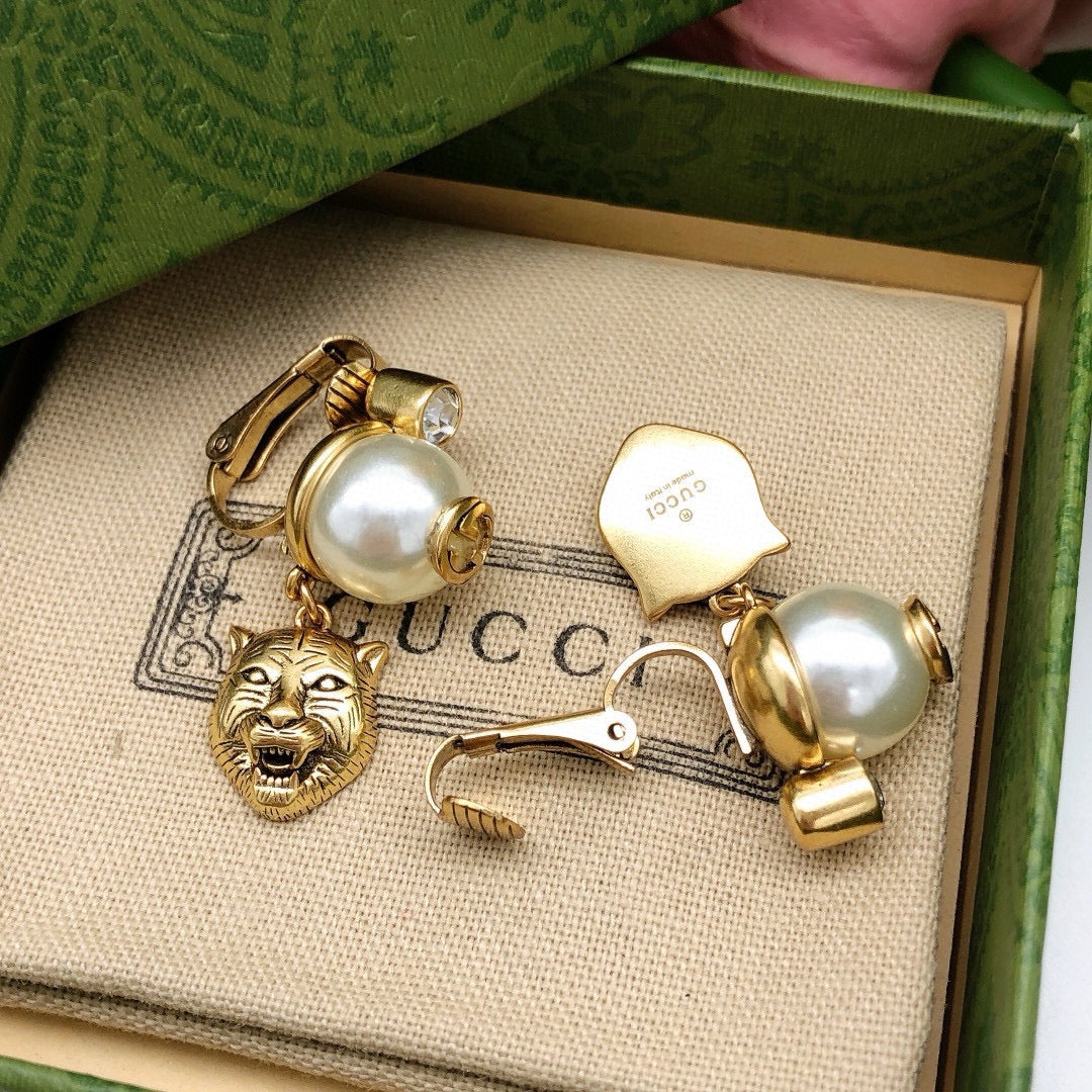 Gucci Tiger Head Earrings - album image 4
