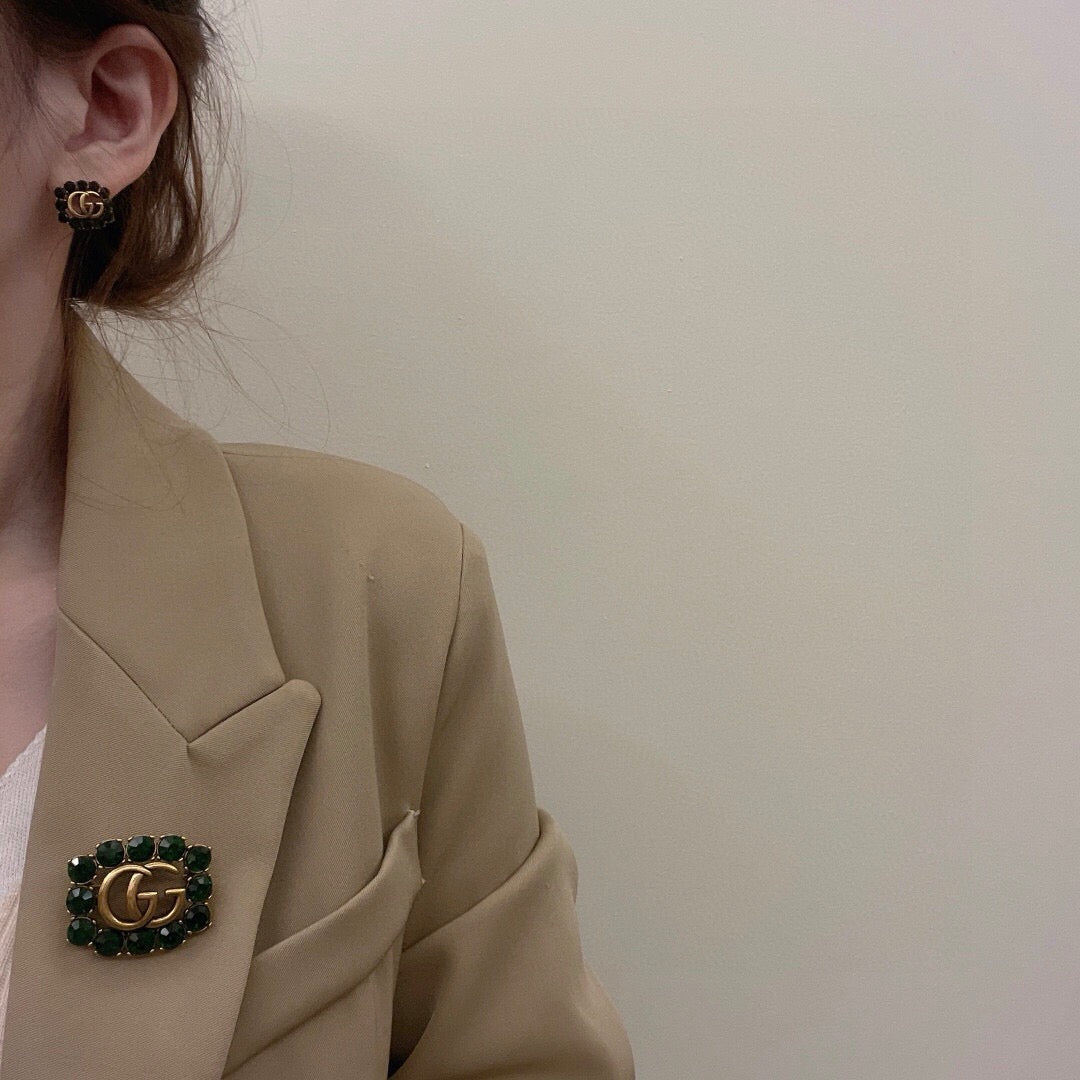 Gucci Antique Gold-Tone Square Antiqued Earrings - album image 2