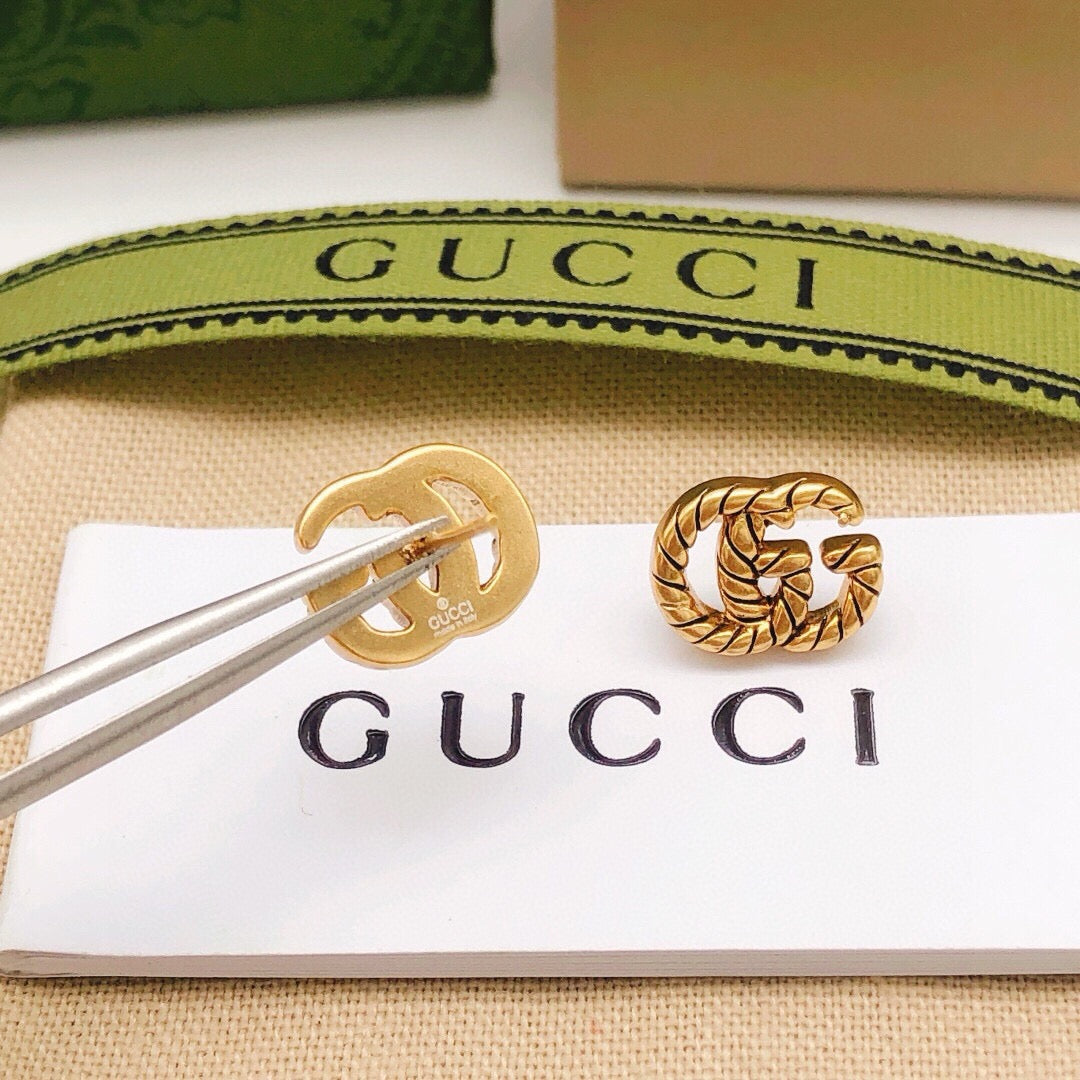 Gucci Interlocking G Twisted Mini Earrings - album image 2