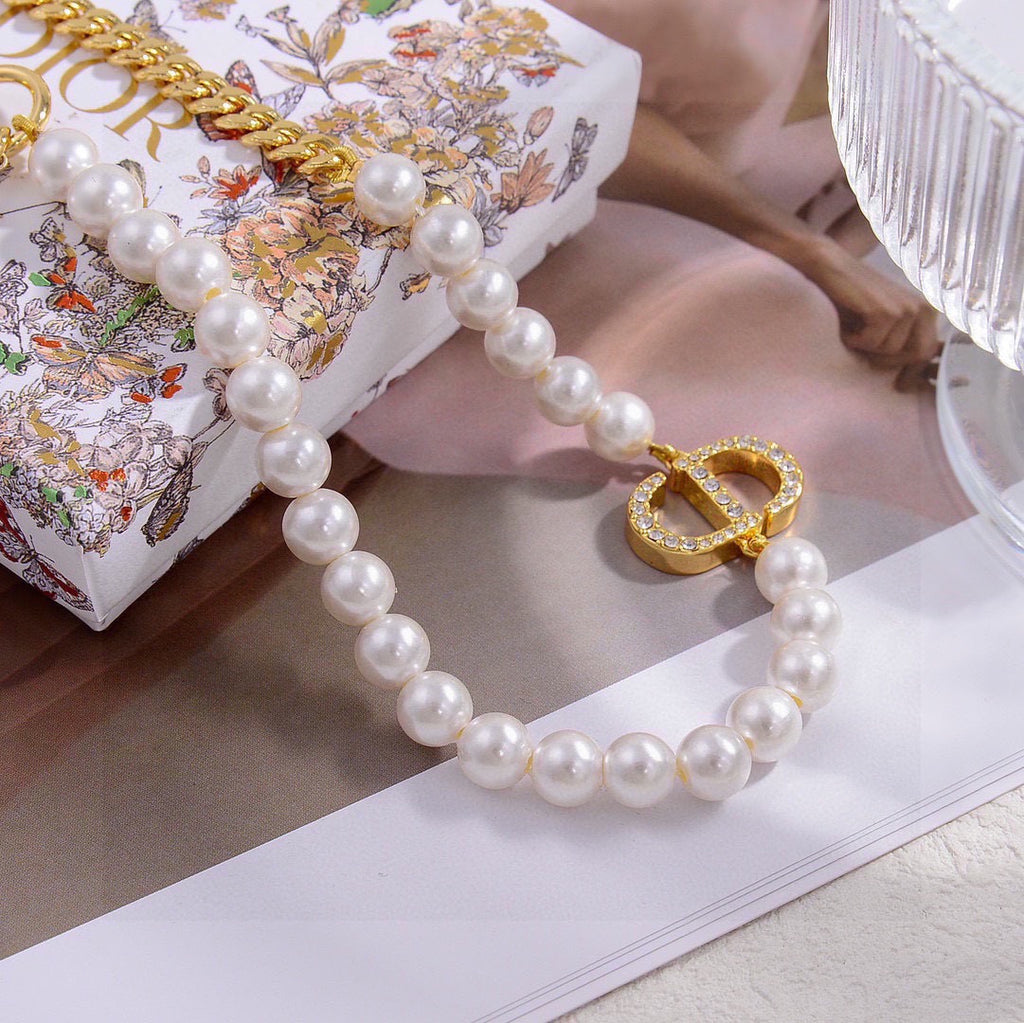 Dior Half-Pearl-Look CD Necklace - product image 4