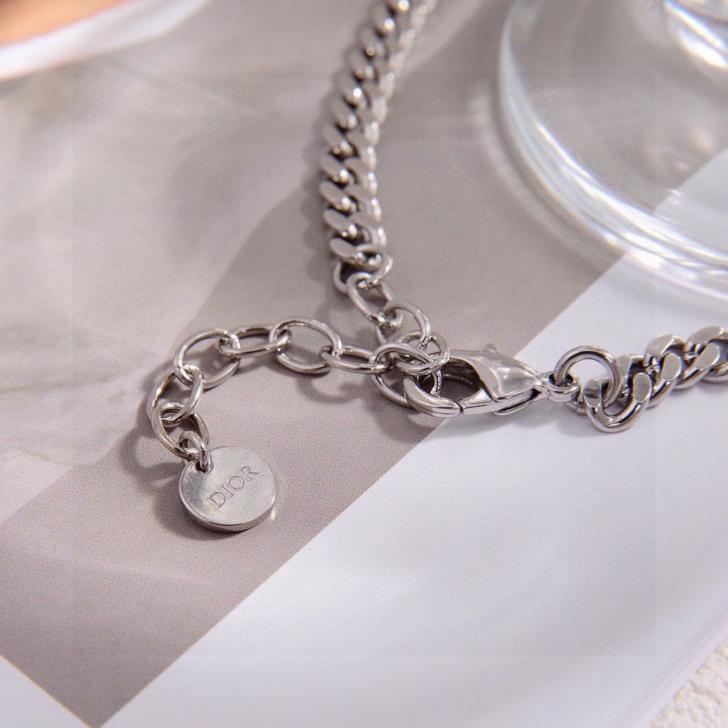 Dior Half-Pearl-Look CD Necklace - product image 3