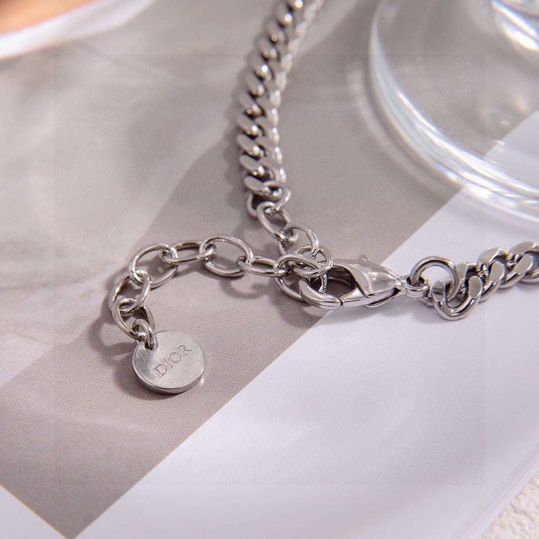 Dior Half-Pearl-Look CD Necklace - product image 3