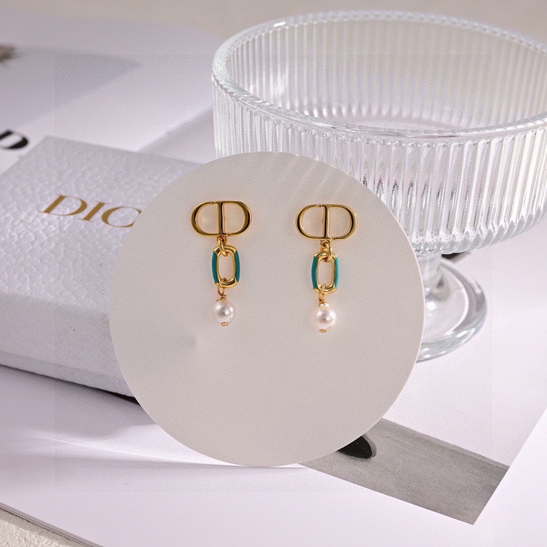 Dior Metallic Bow and Pearl-Look Earrings - product image 6