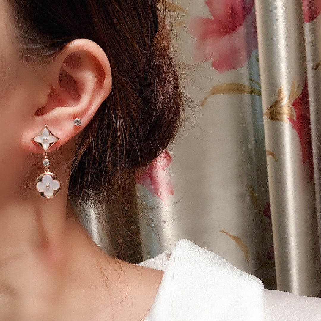 Louis Vuitton Rose Gold-Tone Gold-Tone Clover LV Letter Stud Earrings - album image 7