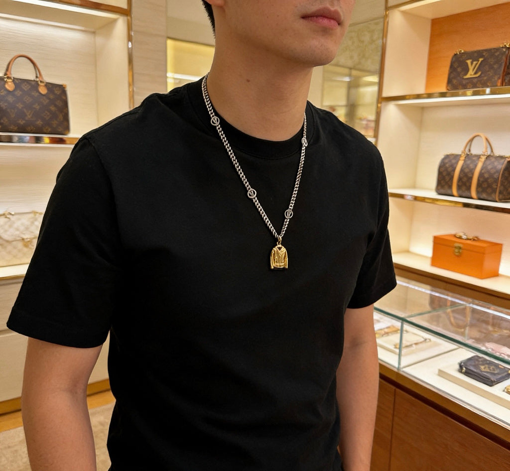 Louis Vuitton Silver-Tone Antiqued Chain Necklace - album image 9