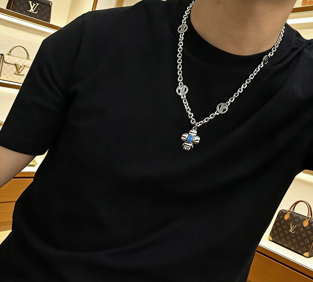 Louis Vuitton Silver-Tone Antiqued Chain Necklace - album image 4