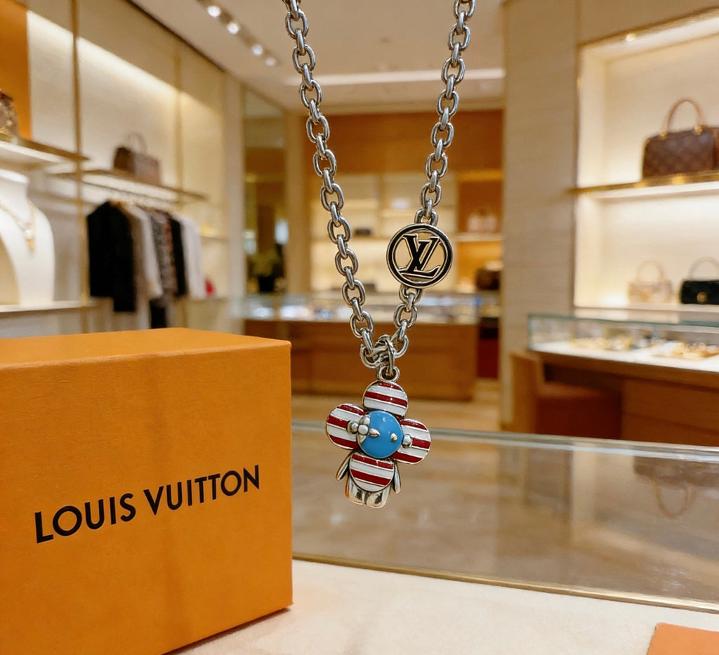 Louis Vuitton Silver-Tone Antiqued Chain Necklace - album image 5