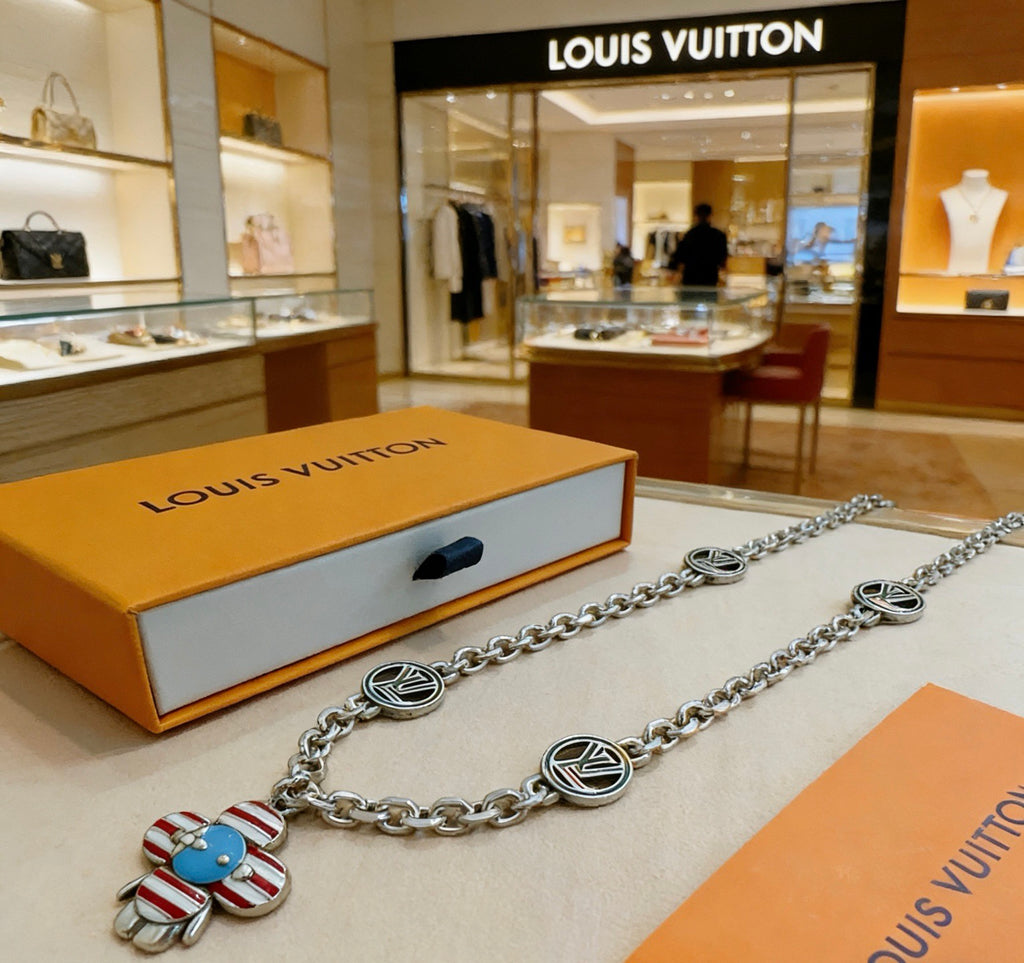 Louis Vuitton Silver-Tone Antiqued Chain Necklace - album image 2