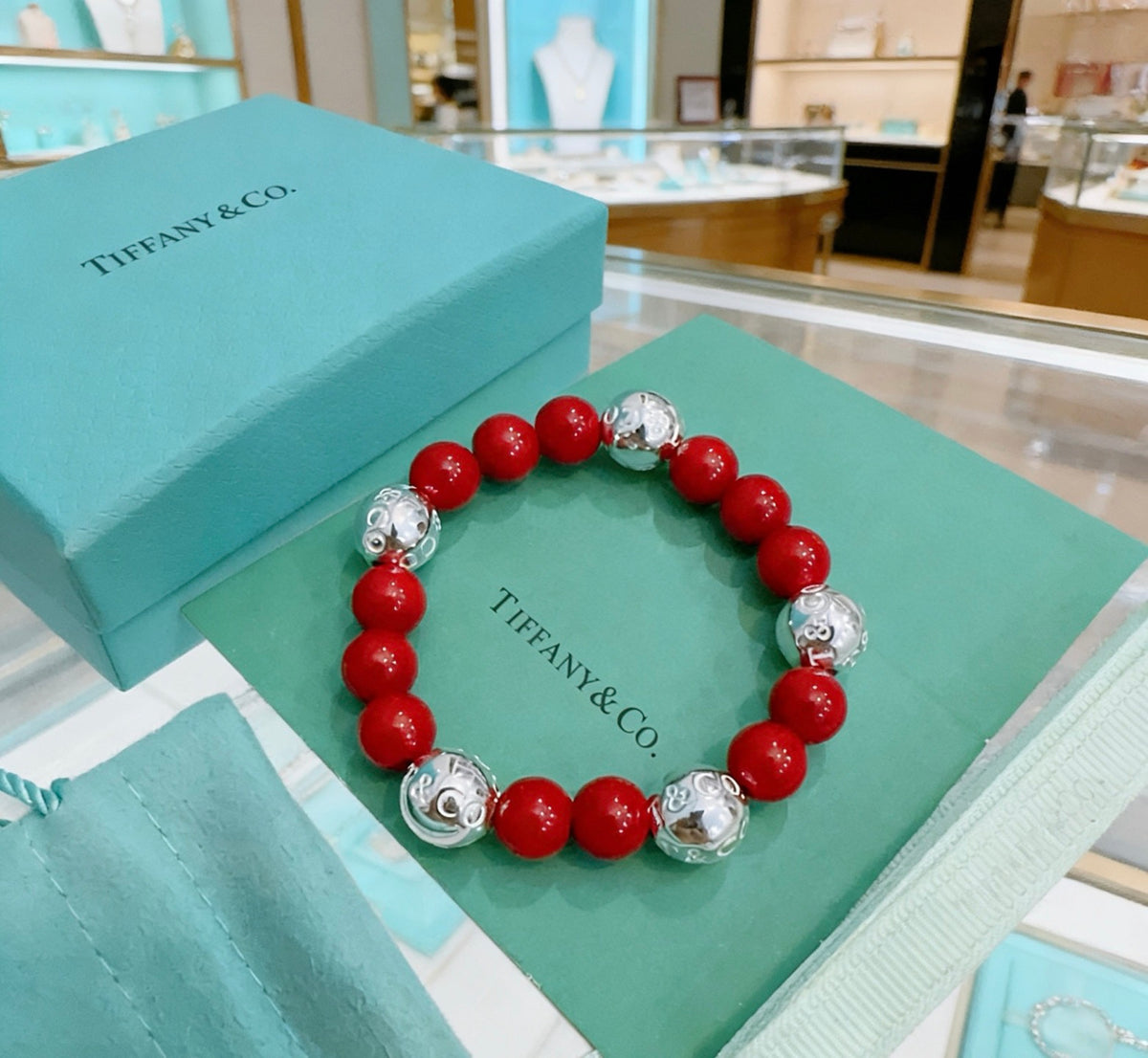 Tiffany & Co. Red Bead Contrast Charm Bracelet - album image 6