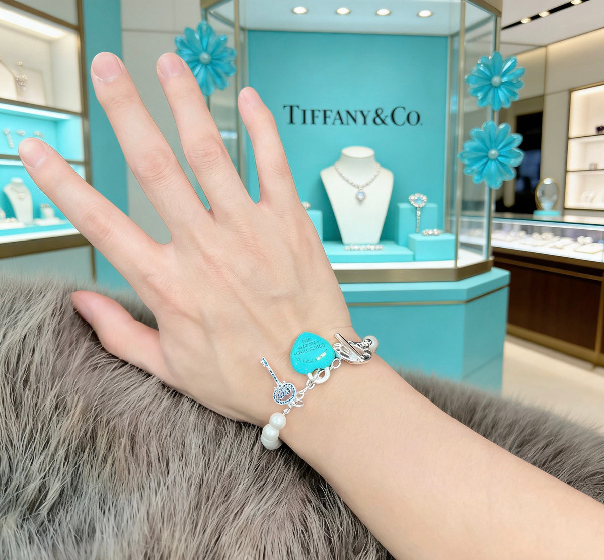 Tiffany & Co. Blue Heart Ring Toggle Bracelet - album image 9