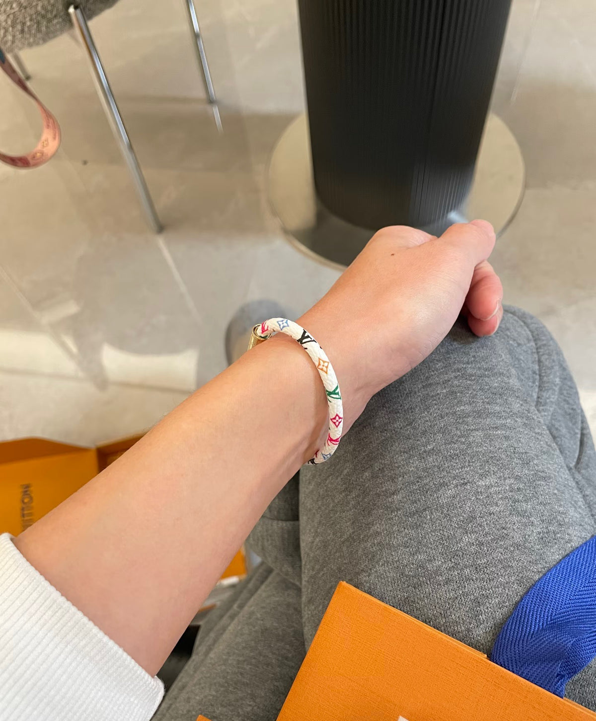 Louis Vuitton Circle Gold-Tone Leather Bangle - album image 6