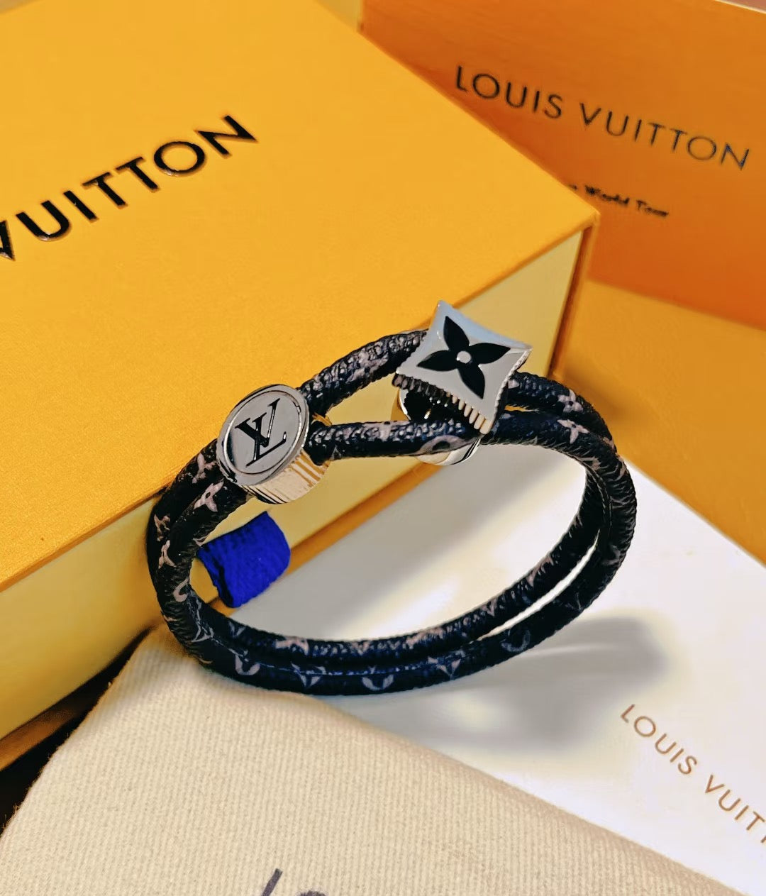 Louis Vuitton Circle Gold-Tone Leather Bangle - album image 2