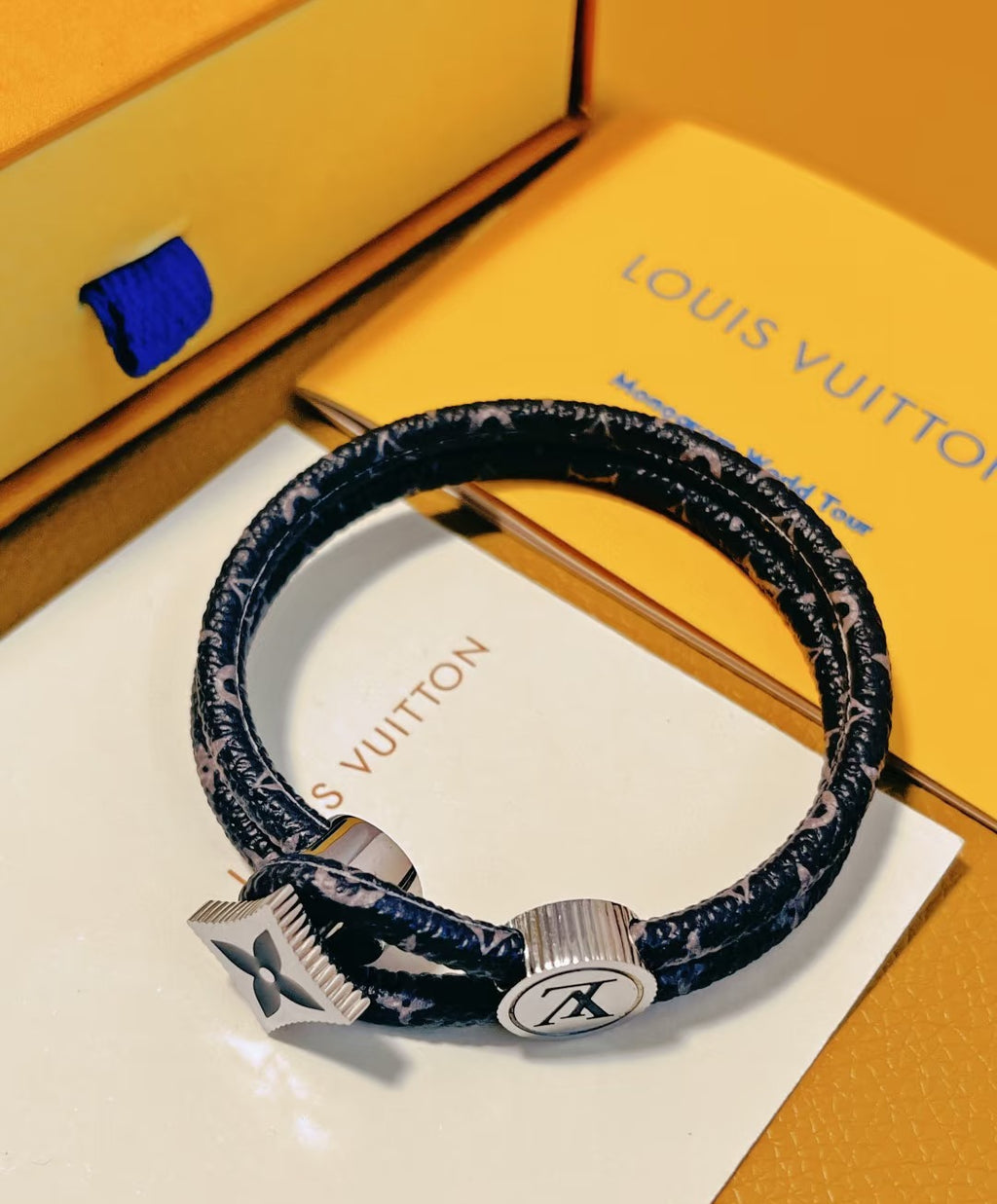 Louis Vuitton Circle Gold-Tone Leather Bangle - album image 8