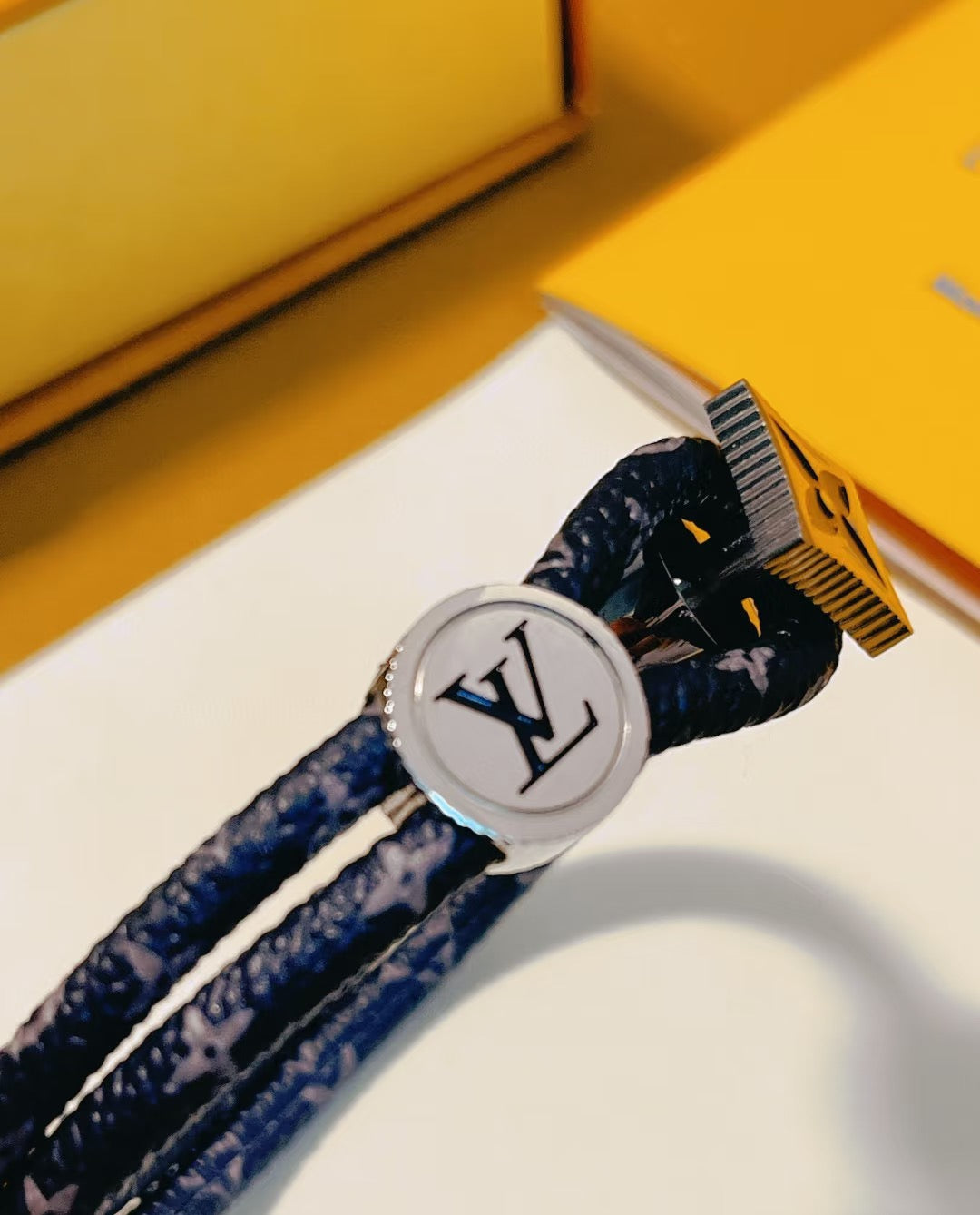 Louis Vuitton Circle Gold-Tone Leather Bangle - album image 4
