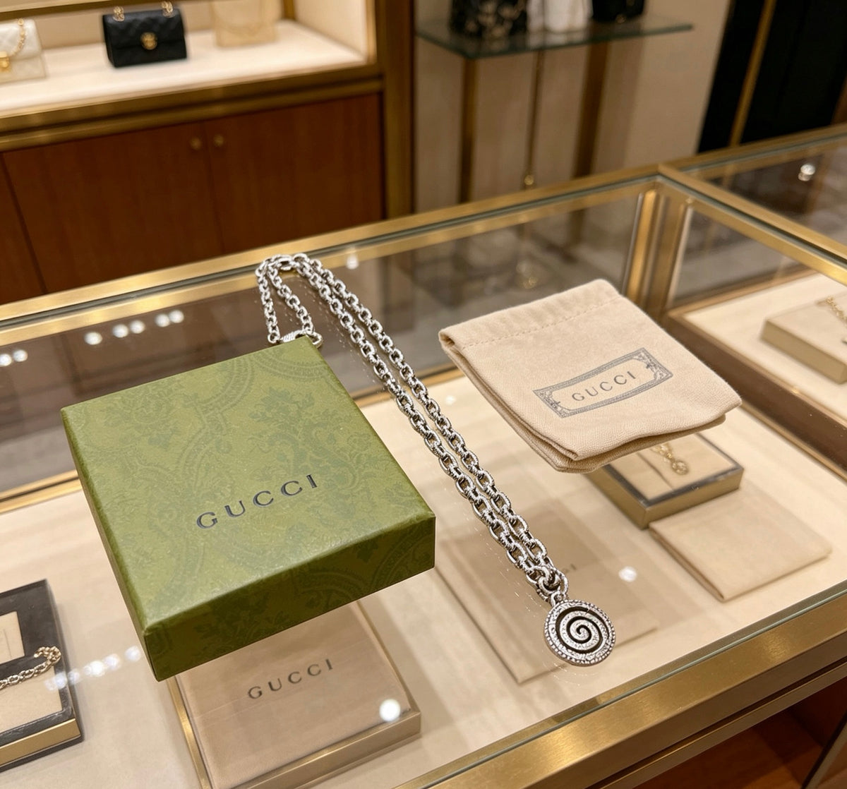Gucci Anger Forest Interlocking G Antiqued Chain Necklace - album image 7