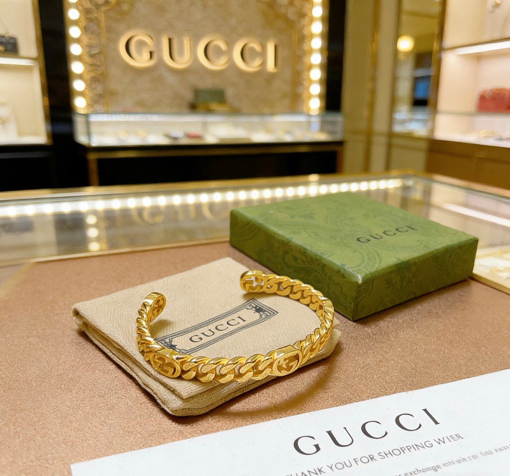 Gucci Anger Forest Interlocking G Rose Rose Gold-Tone Antiqued Bangle - album image 2