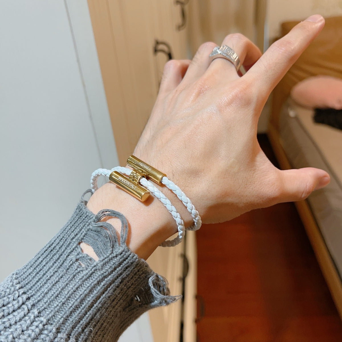 Hermès White Leather Gold-Tone H Bracelet - album image 6