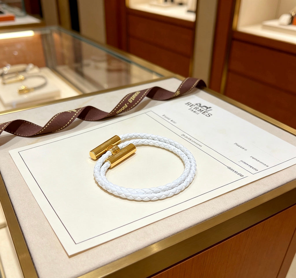 Hermès White Leather Gold-Tone H Bracelet - album image 2