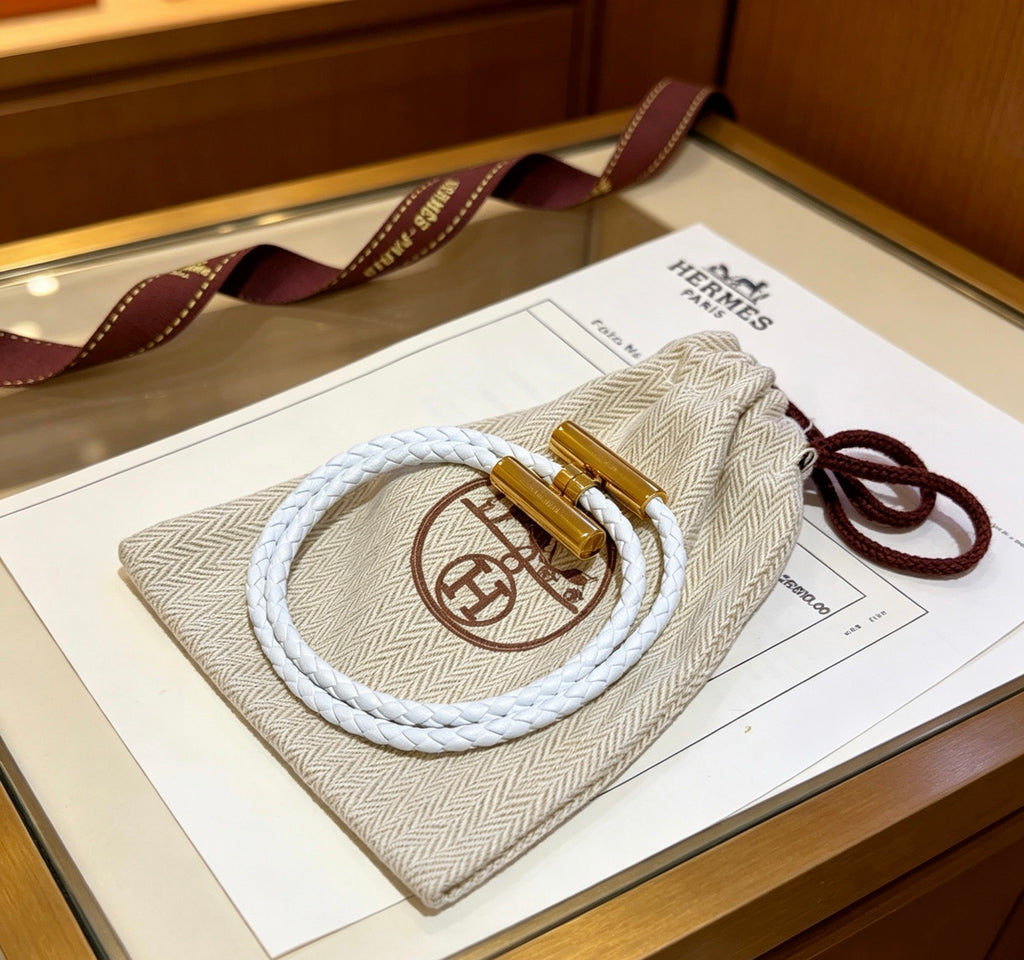 Hermès White Leather Gold-Tone H Bracelet - album image 8
