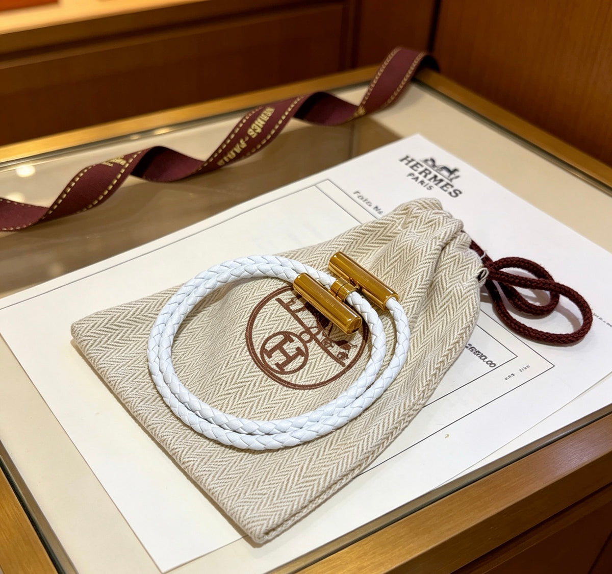 Hermès White Leather Gold-Tone H Bracelet - album image 8
