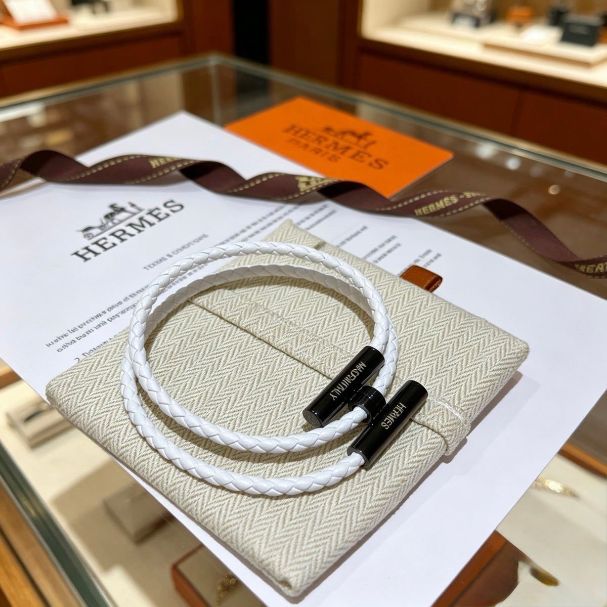 Hermès White Leather Black H Bracelet - album image 5