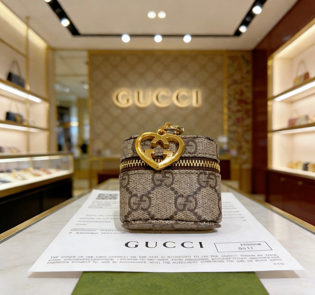 Gucci Olive Monogram Key Case with Heart Motif - album image 6