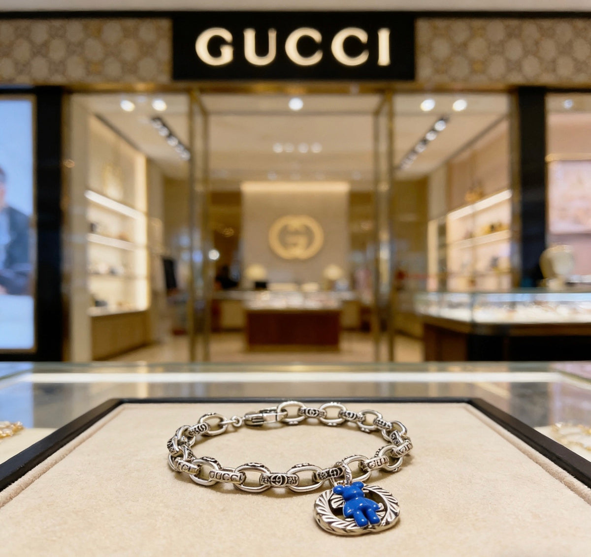 Gucci Silver-Tone Link Bracelet with Blue Heart Charm - album image 4