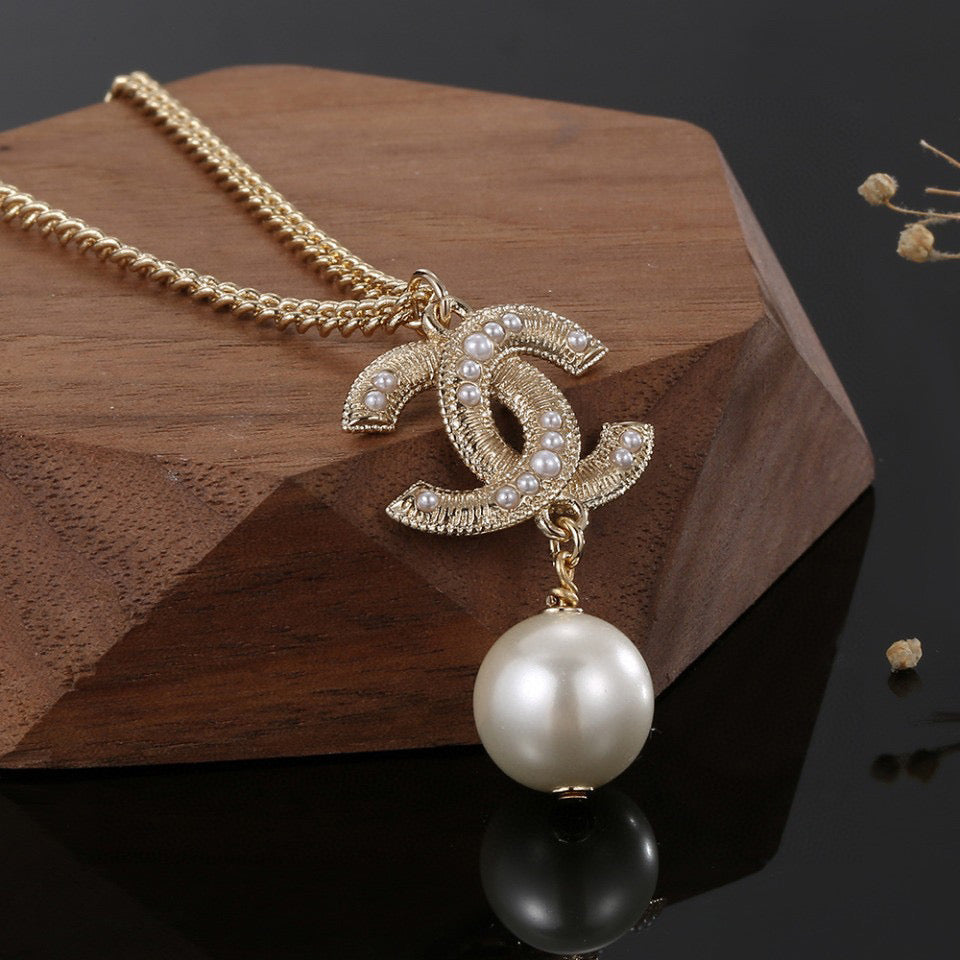 Chanel Interlocking C Pearl Circular Pendant Jewelry - Earrings or Necklace - album image 4