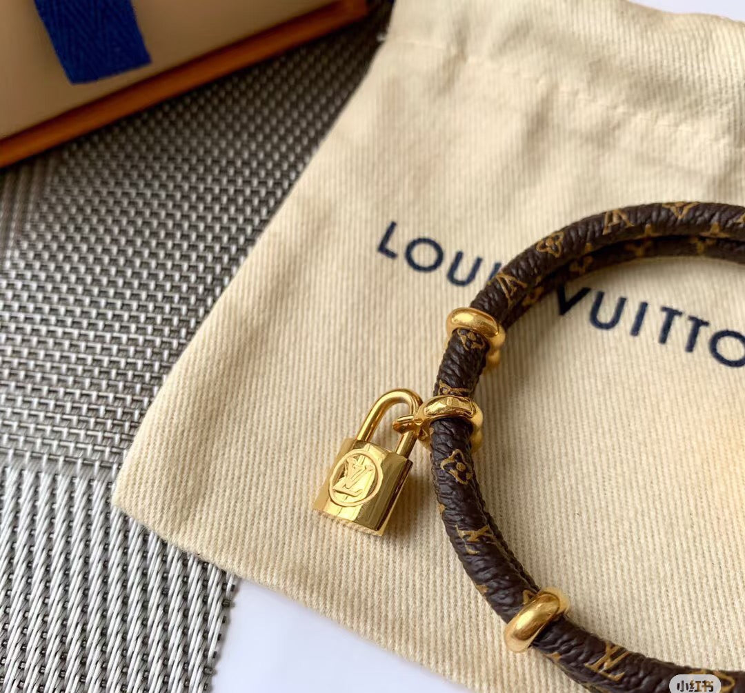 Louis Vuitton LV Letter Leather Bangle - album image 8