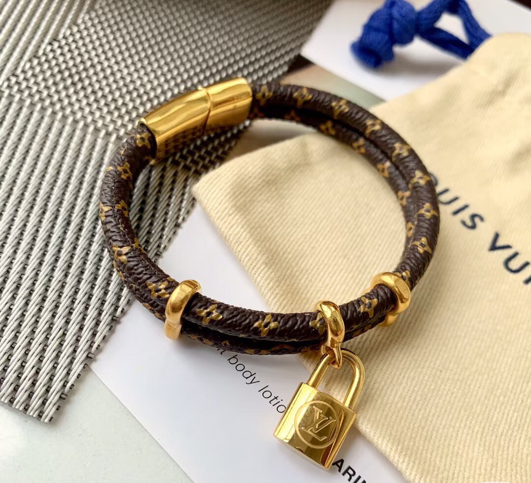 Louis Vuitton LV Letter Leather Bangle - album image 9