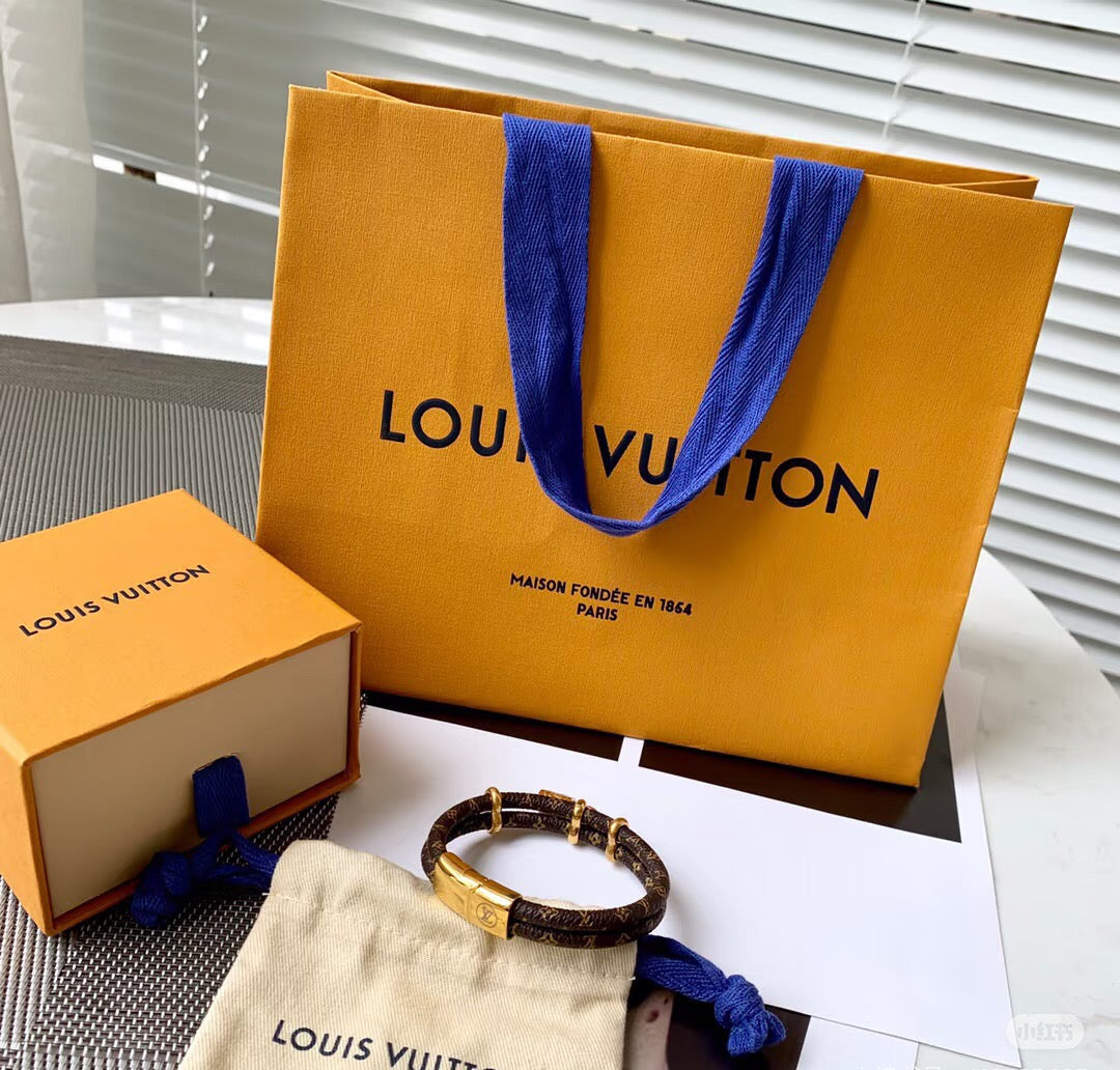Louis Vuitton LV Letter Leather Bangle - album image 4