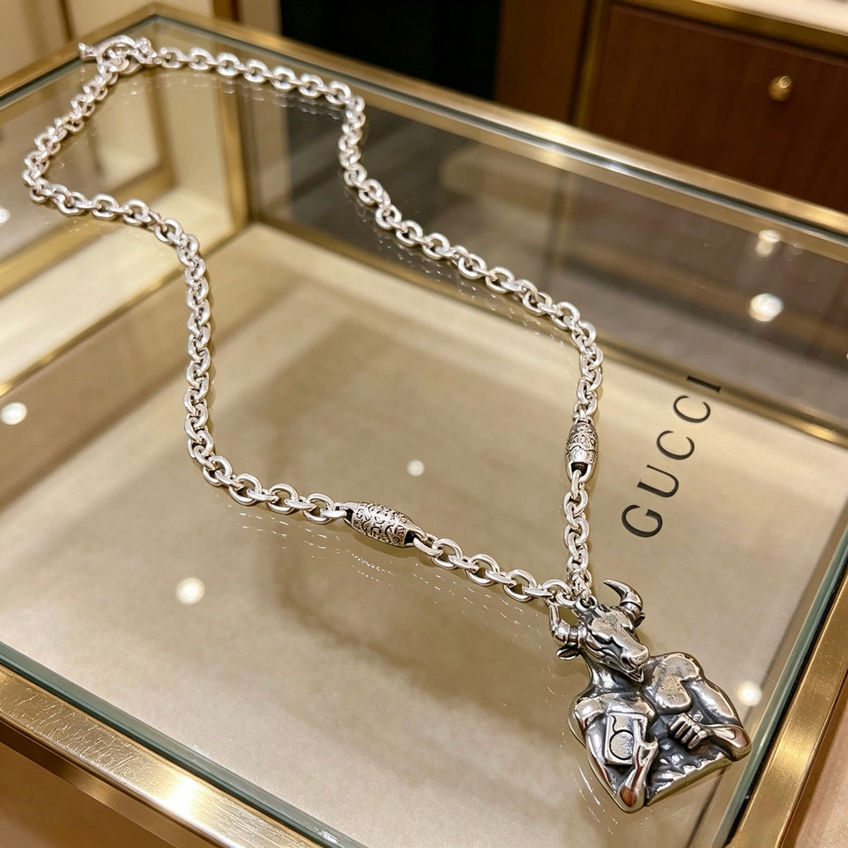 Gucci Anger Forest Interlocking G Antiqued Chain Necklace - album image 1