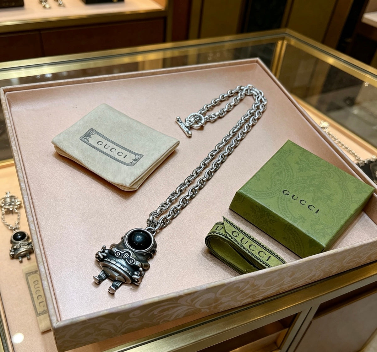 Gucci Anger Forest Interlocking G Antiqued Chain Necklace - album image 5