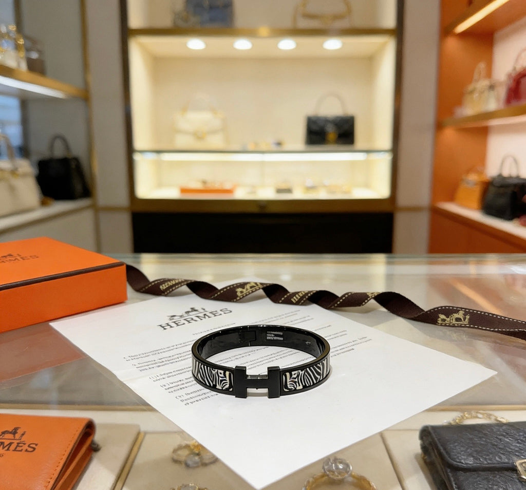 Hermès Gold-Tone Black Printed H-Clasp Bangle - album image 4